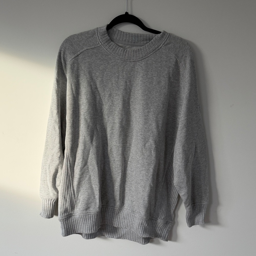 Aerie Heather Gray Crew Neck Sweater